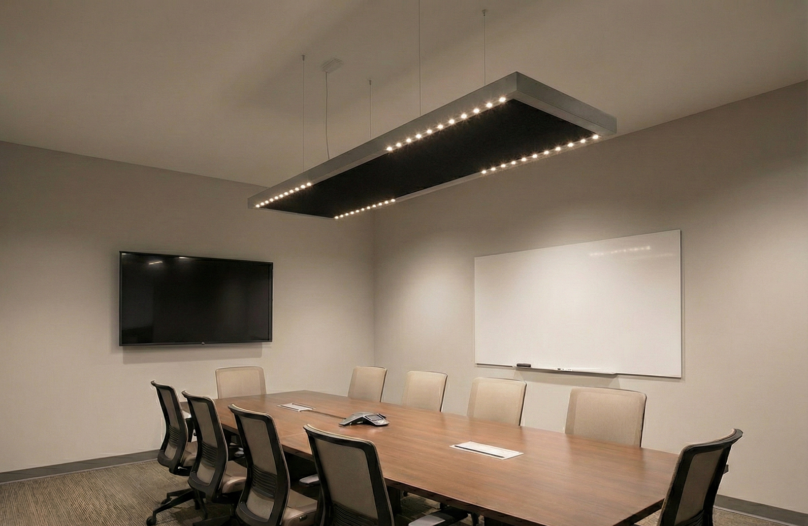 Schwebende Akustikelemente mit Duobus Profil